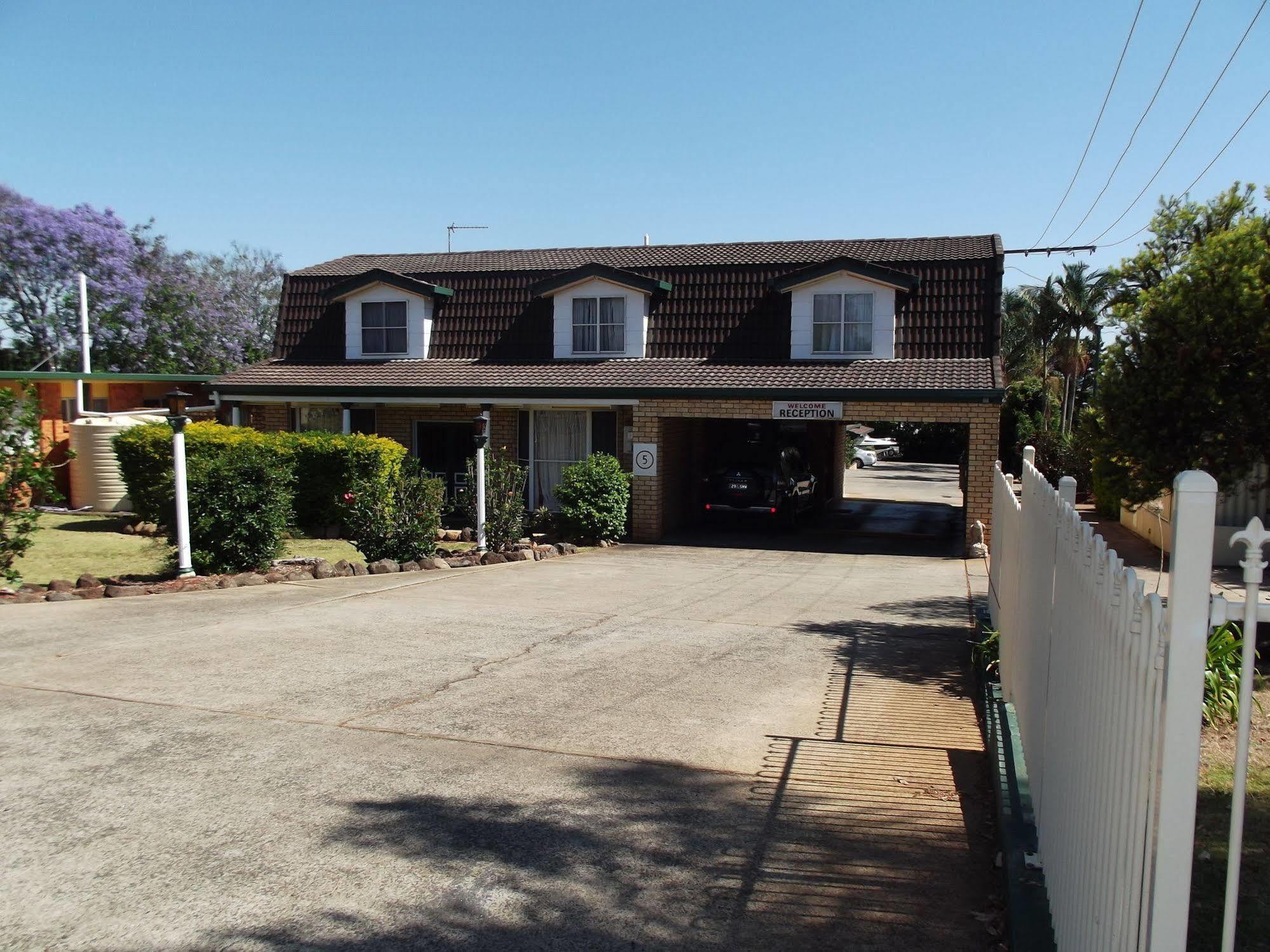 Bridge Street Motor Inn Toowoomba Esterno foto